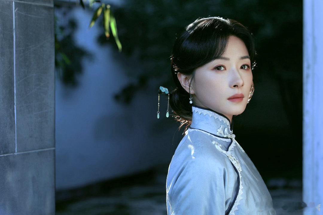 第一次见回复这么多的剧 好剧和好观众是双向奔赴的。《八千里路云和月》的主创证明了