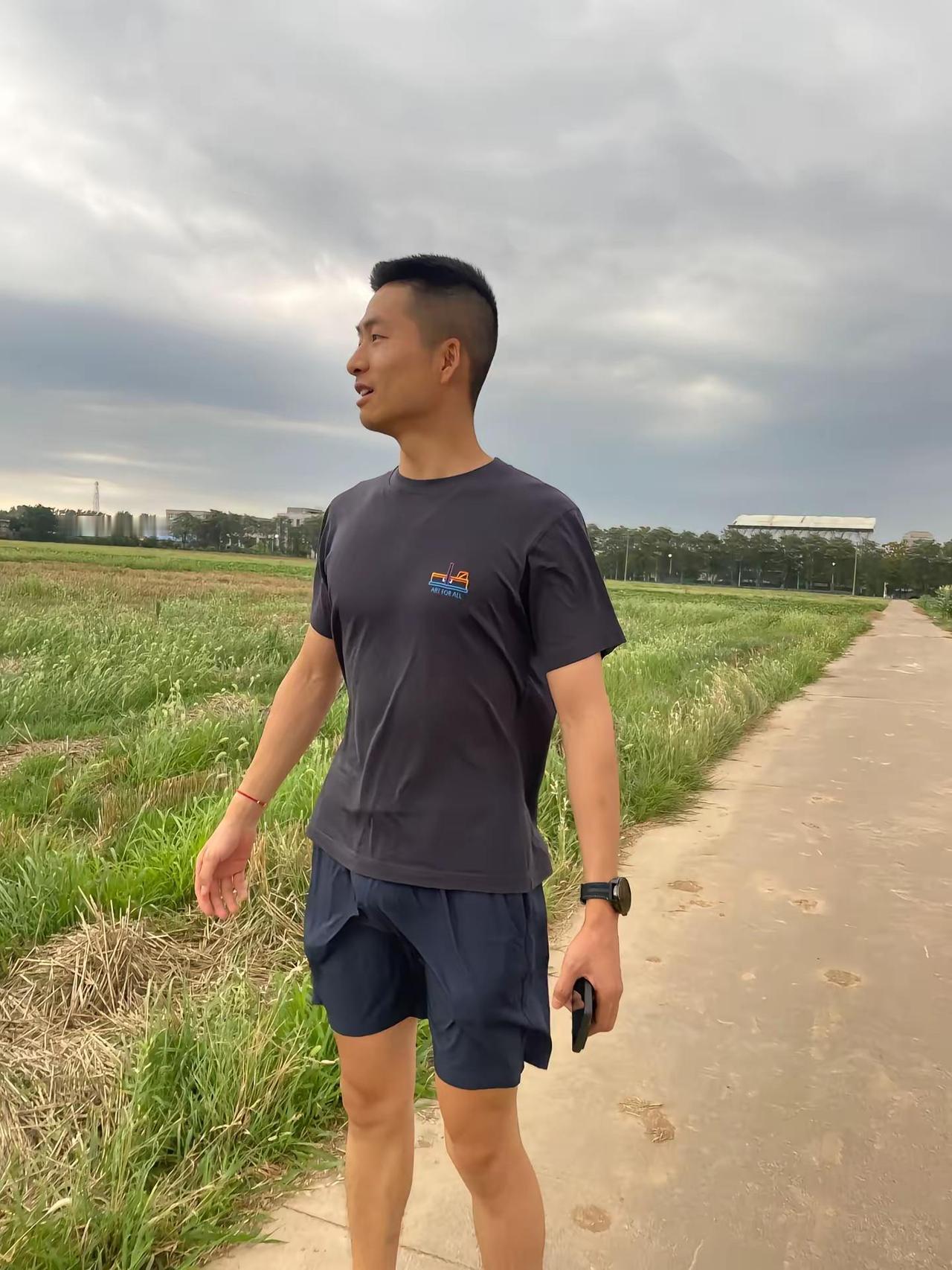 古渣丝 在大自然里chill一下 晨间新闻蔡健雅看海