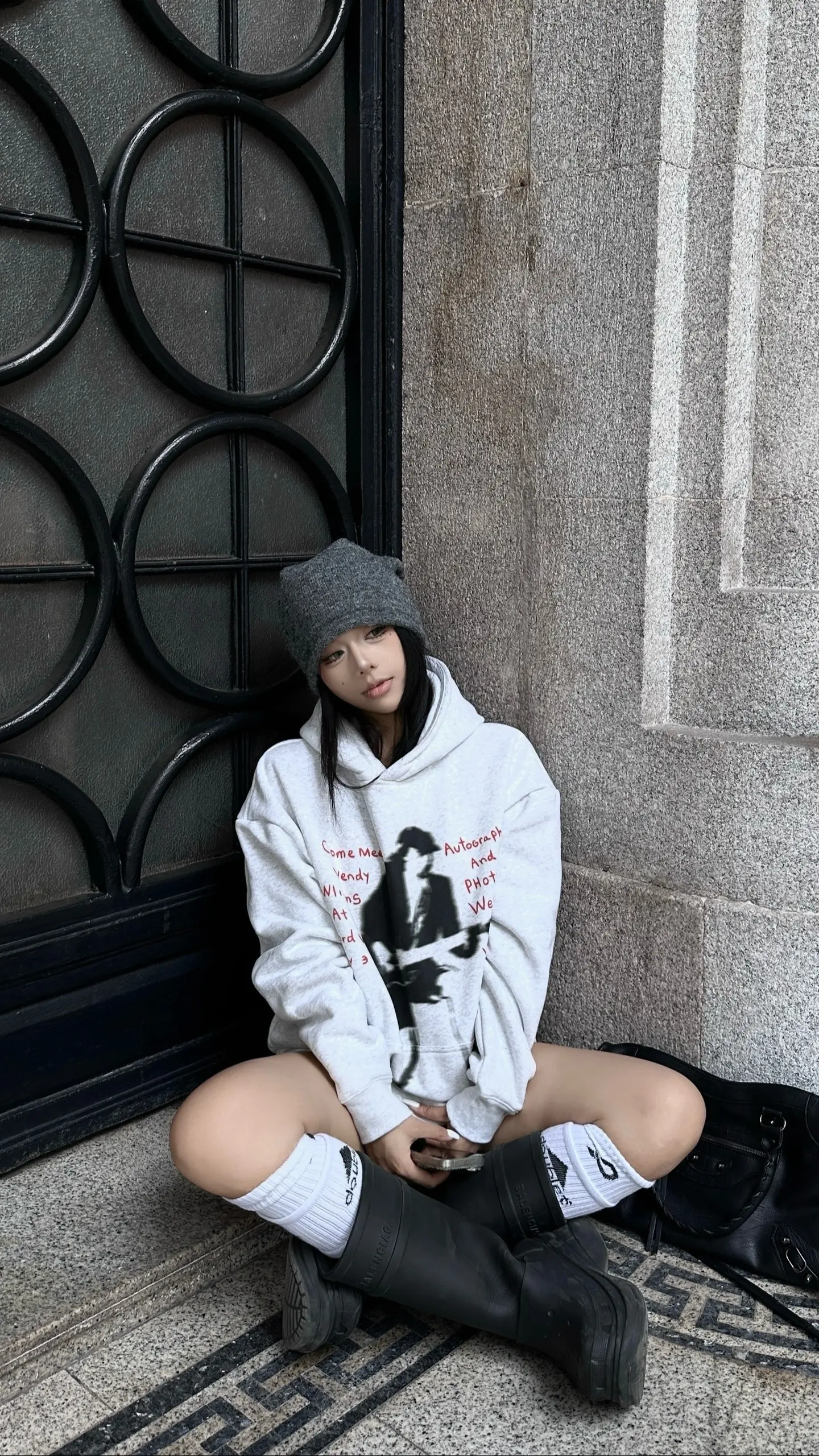 抓紧穿卫衣👔。