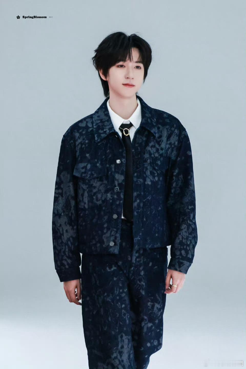 时代少年团红毯炸了炸了贺峻霖帅帅的 