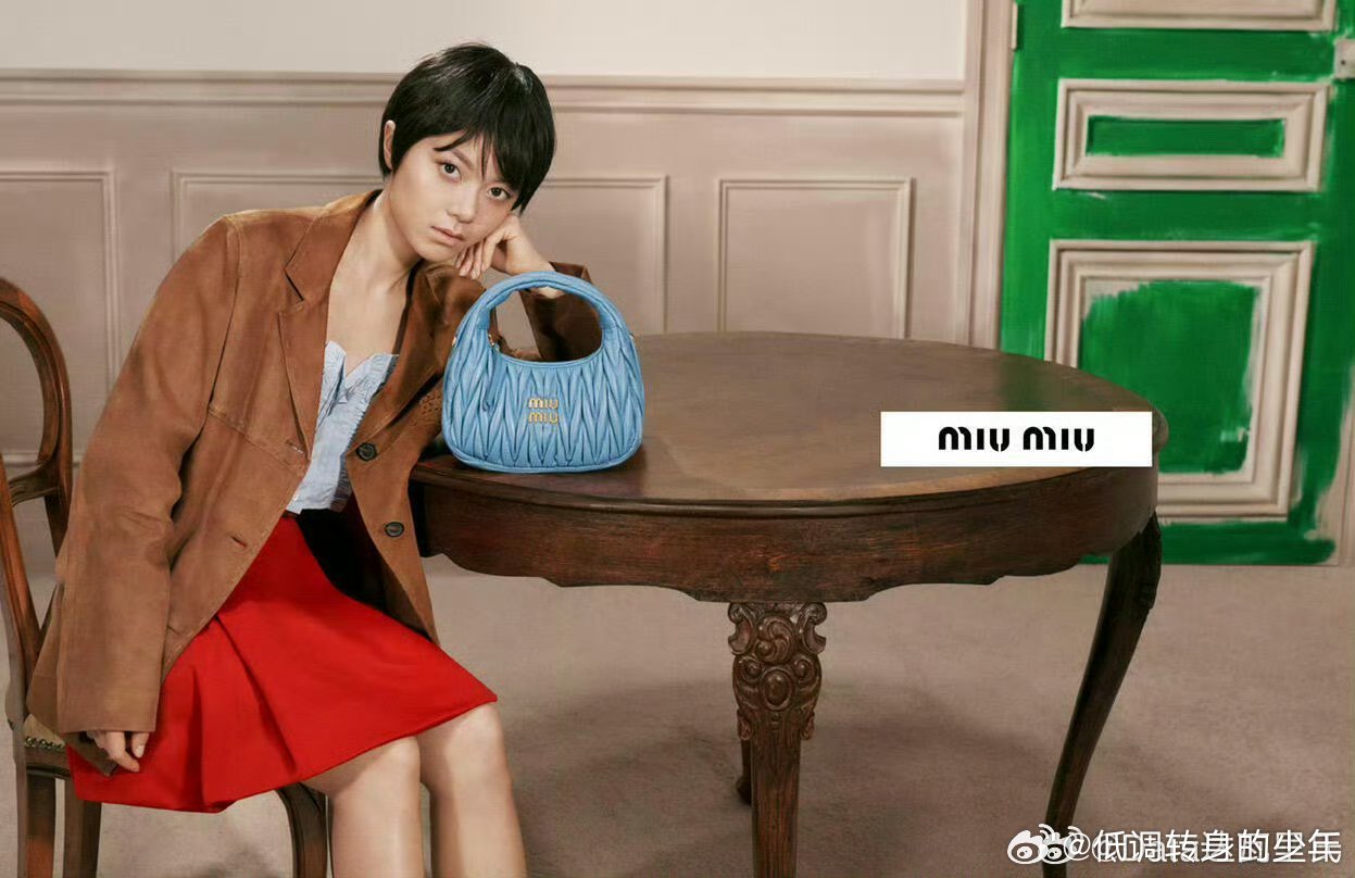 赵今麦miumiu麦麦的miumiu新硬广，唱一首《我家住在黄土高坡》赵今麦mi