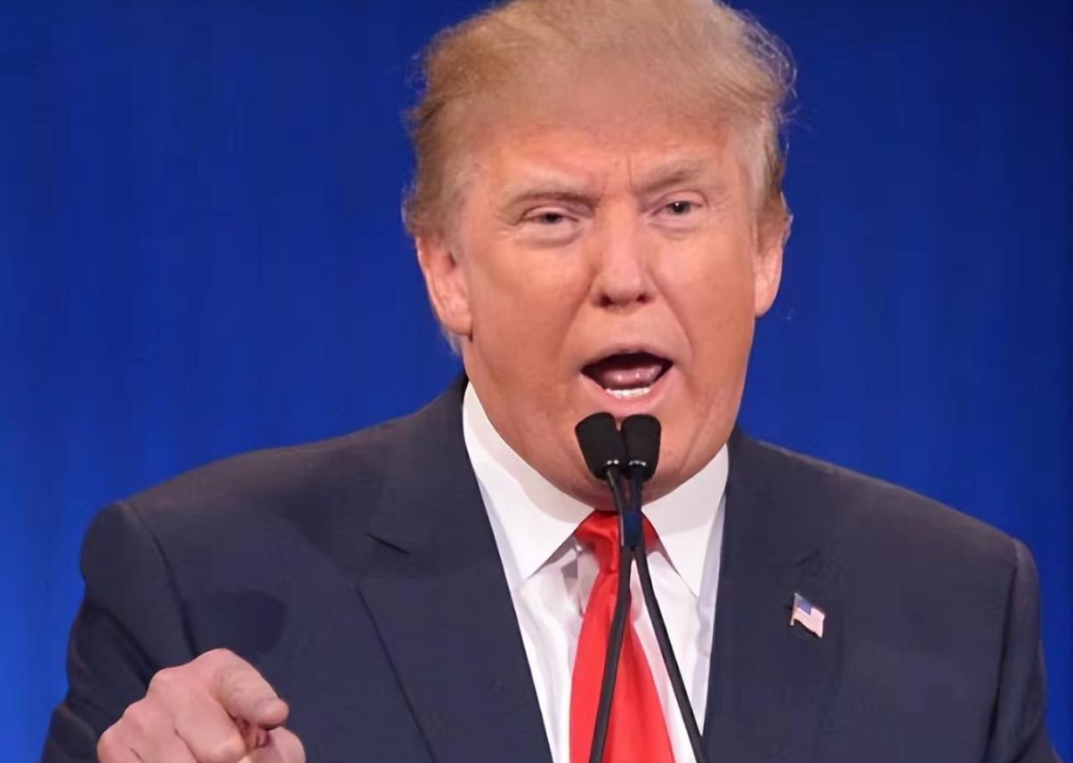 这个世界，真的让人后背发凉。

那些年被反复灌输的词，民主、自由、平等、博爱，