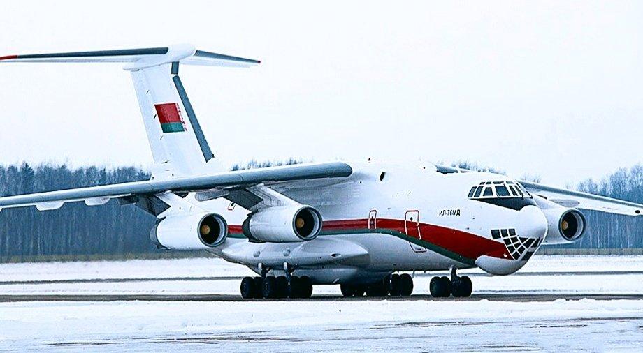 新闻快讯——24小时内，第二架载有不明货物的白俄罗斯伊尔-76运输机降落在伊朗境