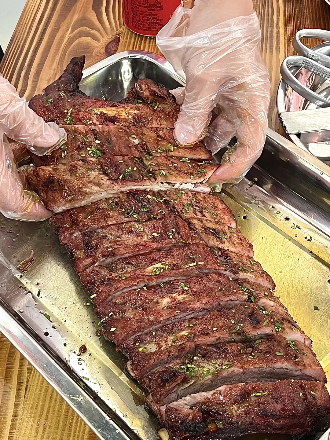 中山：）蜜汁烧鸡翼排骨🍖肉嫩多汁的栋企鸡