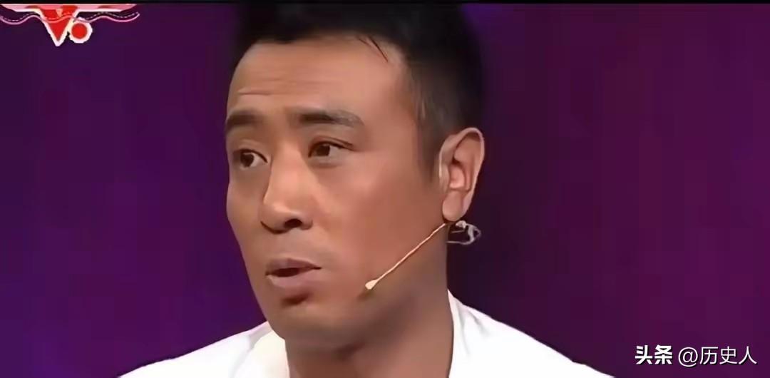 于和伟最动人的报恩：幼时八兄妹砸锅卖铁供他读书，成名后一口气送八套房
 
三哥在