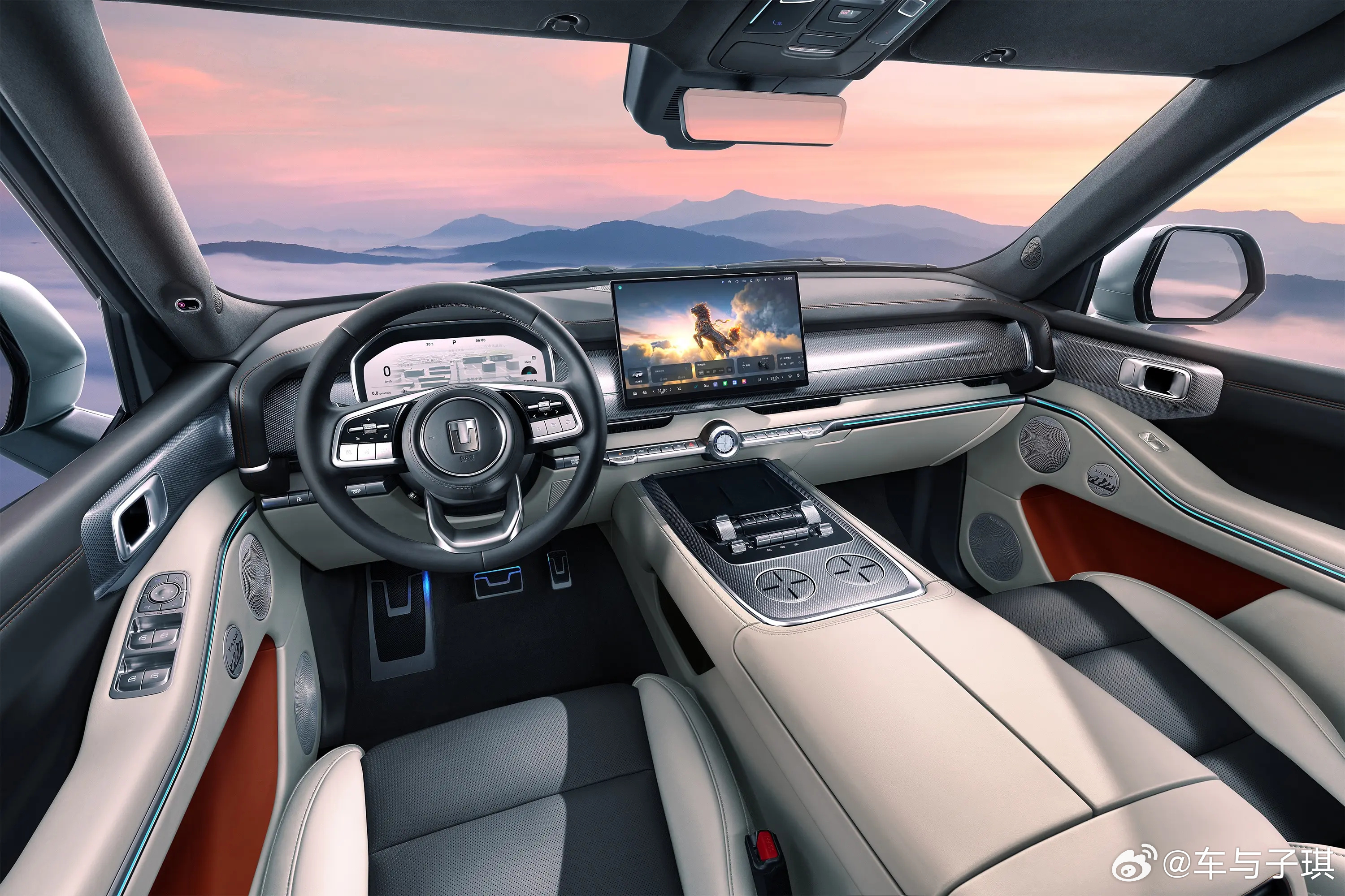 坦克 700 属实是越品越有味道，车身融入的麒麟元素没有刻意堆砌国潮元素，低调又