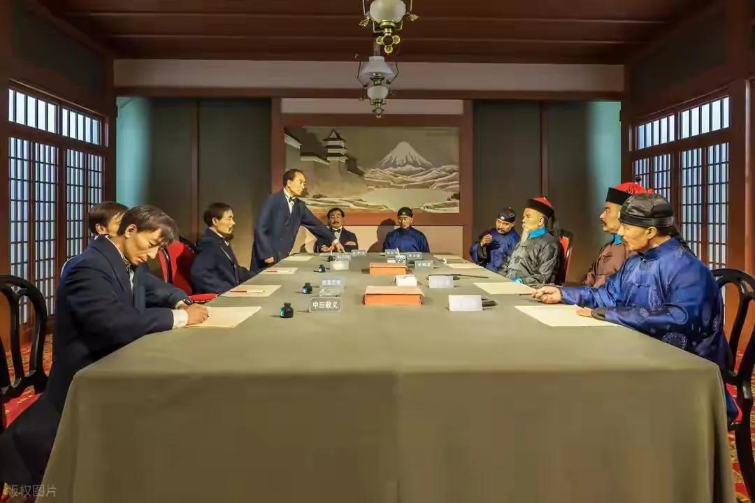 细思极恐，这绝对不是巧合，而是日本部分民粹分子的刻意安排，前后131年，历史几乎