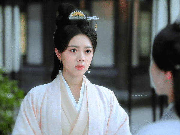 赵今麦这主母感绝了，已经开始脑补宫斗片了[666][666][666] ​​​