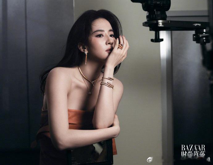 刘亦菲不小瞧自己的能量  刘亦菲会说不 亲爱的朋友们，刘亦菲用实力证明着自己！当