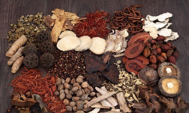 #国医的精诚力量# 一个气虚血瘀的保命方，补阳还五汤 经常有患者问我，我得了血栓