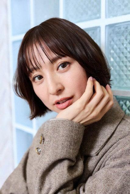 日剧资讯速递  篠田麻里子等人出演的纵向短剧内容《前男友图鉴》（元カレ図鑑）于1