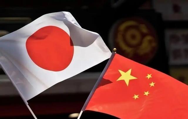 中日之间谁会开“第一枪”？第一枪就是导火索。打是免不了了，现在就是需要一个导火索