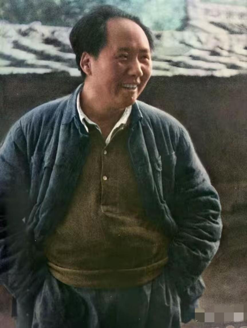 围绕“传承毛泽东思想精髓，而非简单回归过去”的核心，结合脱贫攻坚、理论创新等现实