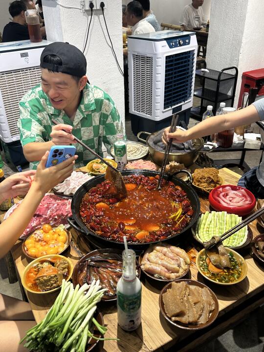 这才是成都真正好吃的社区火锅（非网红