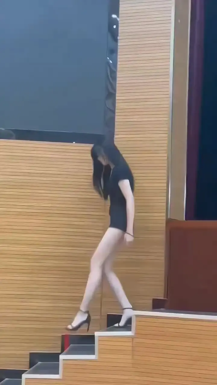 学姐柳如烟 真是恐怖如斯啊