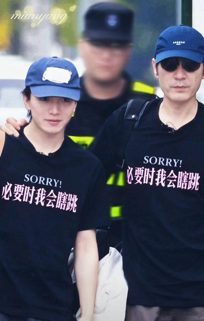 披哥在叶润泽新歌团建了披哥集体为叶润泽新歌打call🎤被披哥的双向奔赴戳中，叶