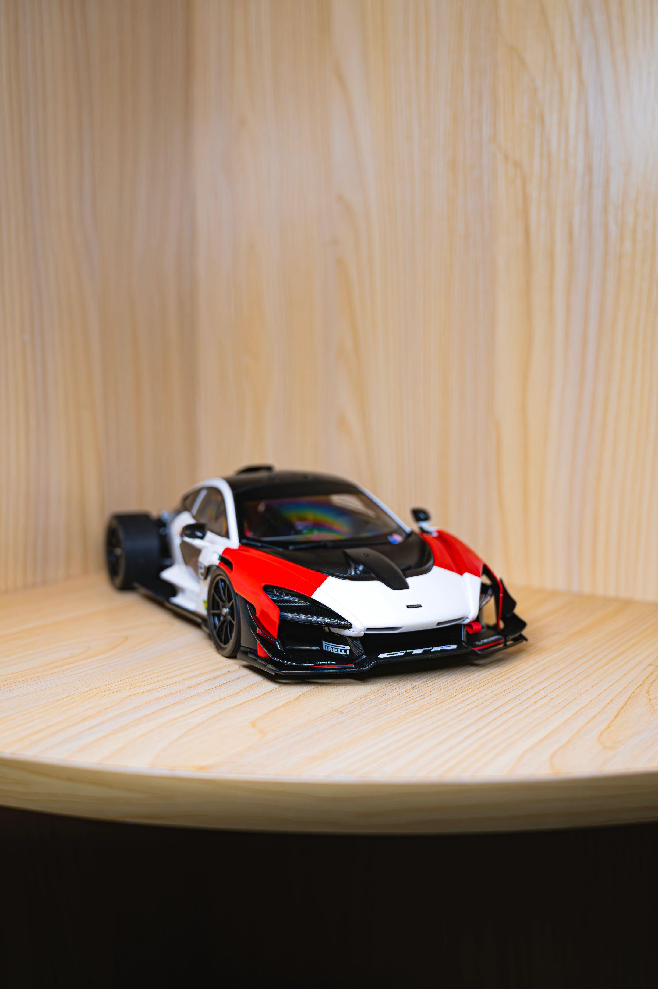今年拿到的最帅的模型。LCD McLaren Senna GTR 万宝...