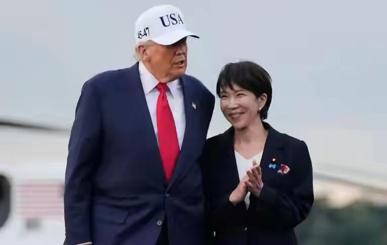 高市也没料到，美国天降噩耗，中美双向夹击日本军工，要顶不住了
 
就在特朗普访华
