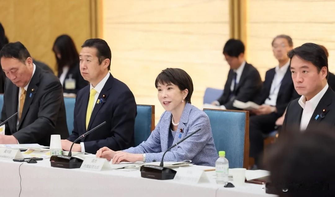上海电影节停办日本电影周，日本急得像热锅上的蚂蚁
 
2026年上海国际电影节6