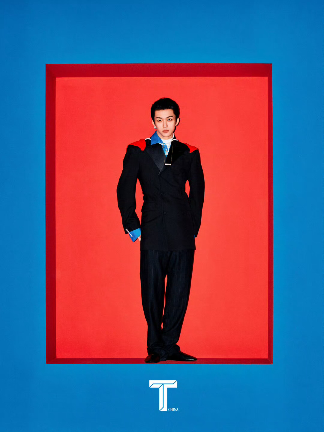 黄子弘凡｜《T锦绣》黄子弘凡身穿HOMME PLISSÉ ISSEY MIYAK
