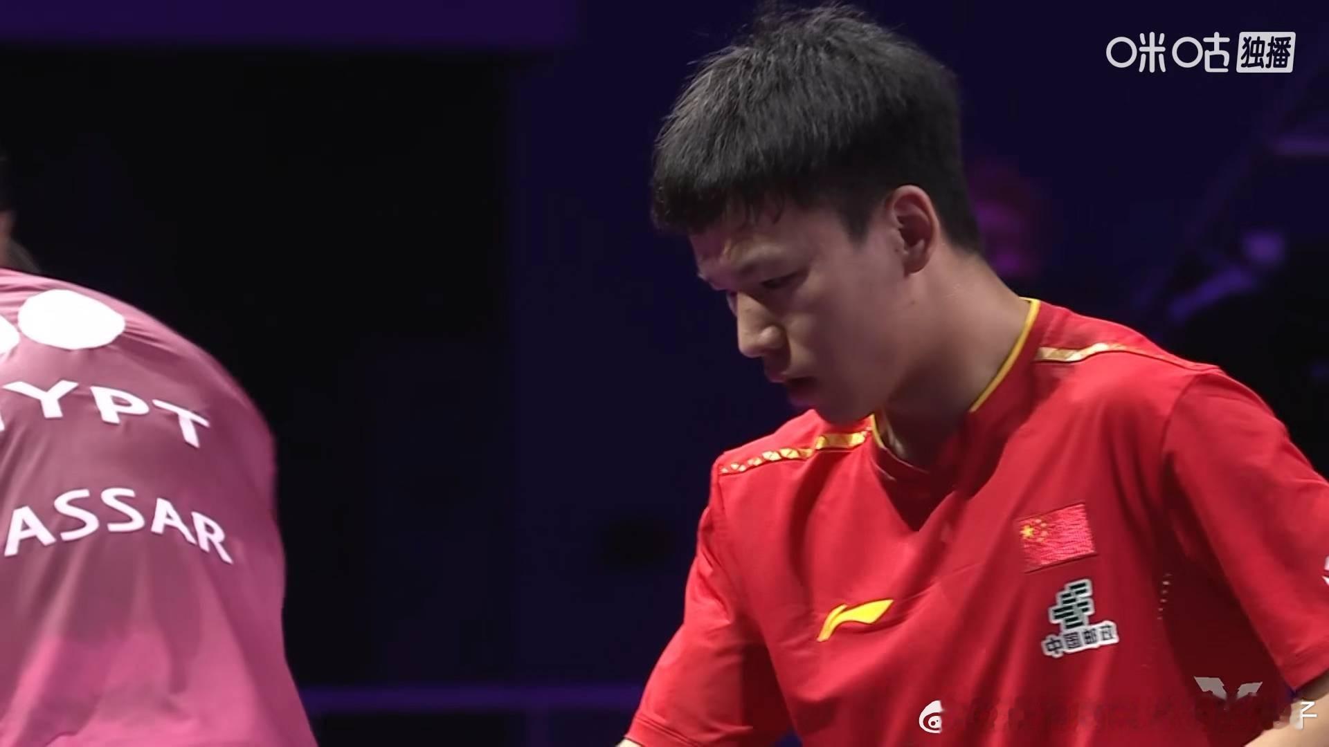 向鹏3比1奥马尔（3，-9，2，6）晋级2025WTT横滨冠军赛男单十六强下一轮