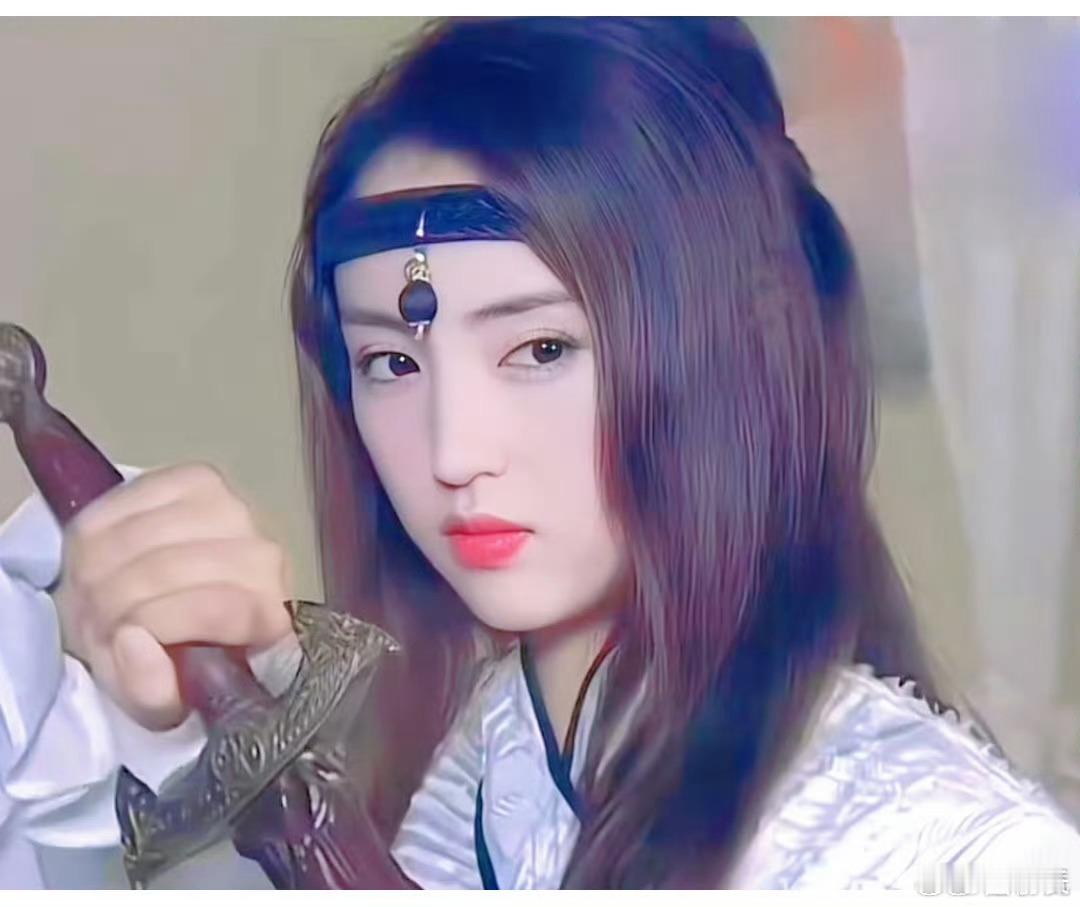 孙耀威当年真没骗人简直是仙女下凡只知道她现在很美，从没认真看过董璇年轻时候的模样