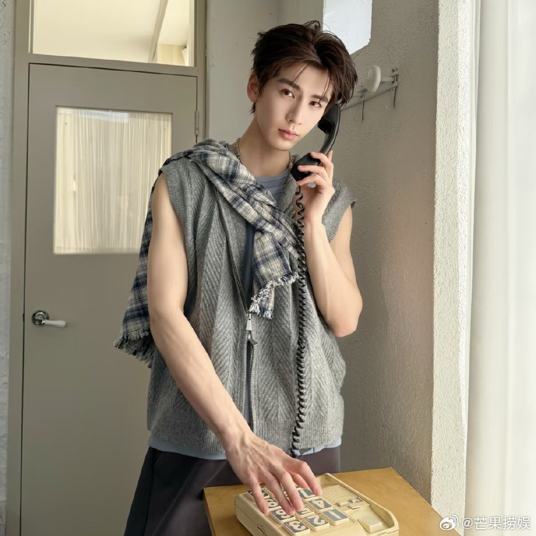 田曦薇超like破一万我去，我的姐，你真的是神啊！这么美就算了，还这么有CP感不