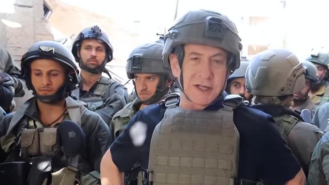 特朗普刚喊完推迟打击，美以战机就趁夜色动手了！谁能想到，这出阴险的缓兵之计，换来