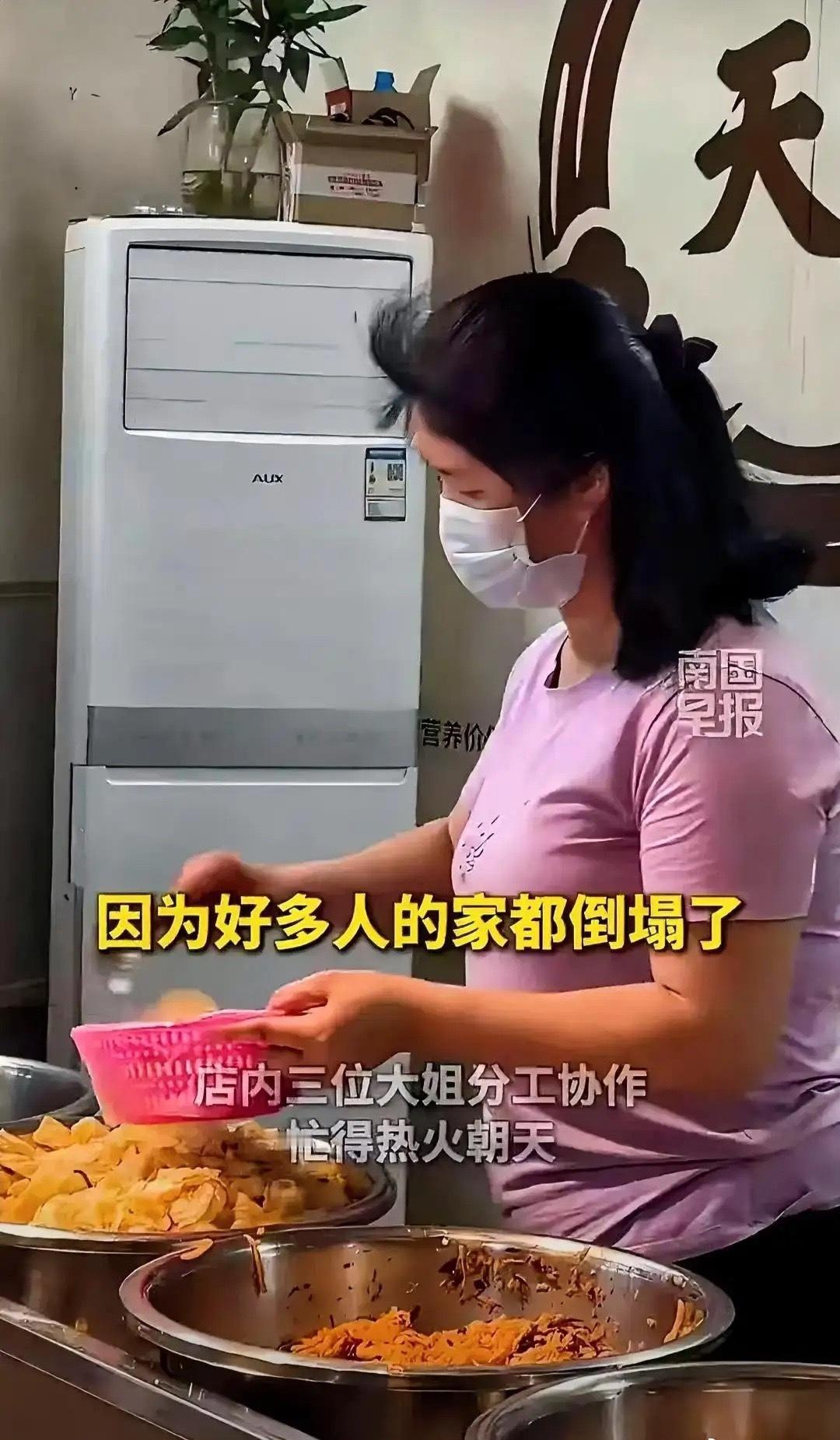 柳州地震发生后，最戳人的一幕出现了，不是救援，而是排着长长队伍的人，他们手里一碗