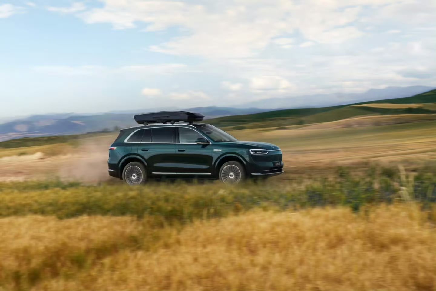 这一波厉害了，碰撞和主动安全表现都很顶，能拿历史最高分还是有点东西的。问界M7斩