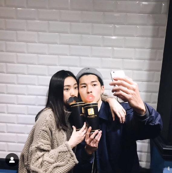 许光汉前女友未删两人亲密照，网友纷纷留言要她删除。 6月5日，有网友发现许光汉前