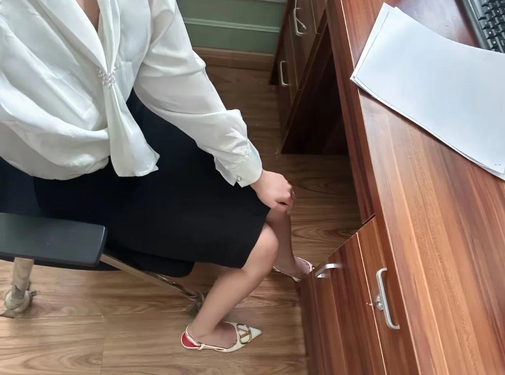 不听话的小朋友有惩罚哦