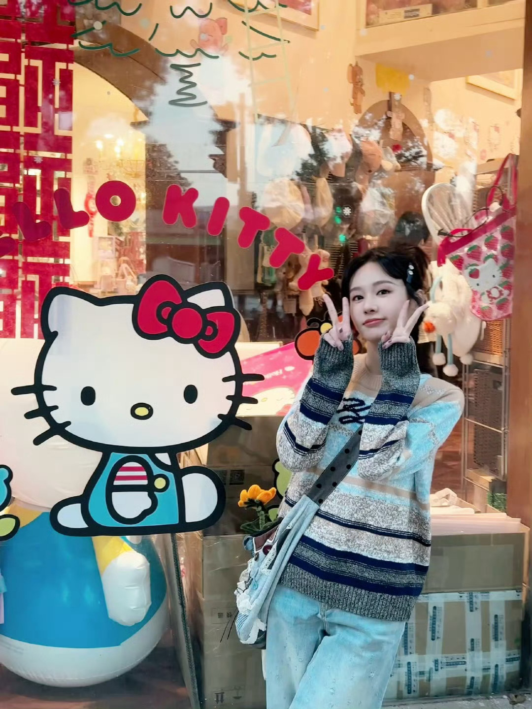 这时候有人要说了 郑合惠子怎么这么可爱这么好看[坏笑] ​​​