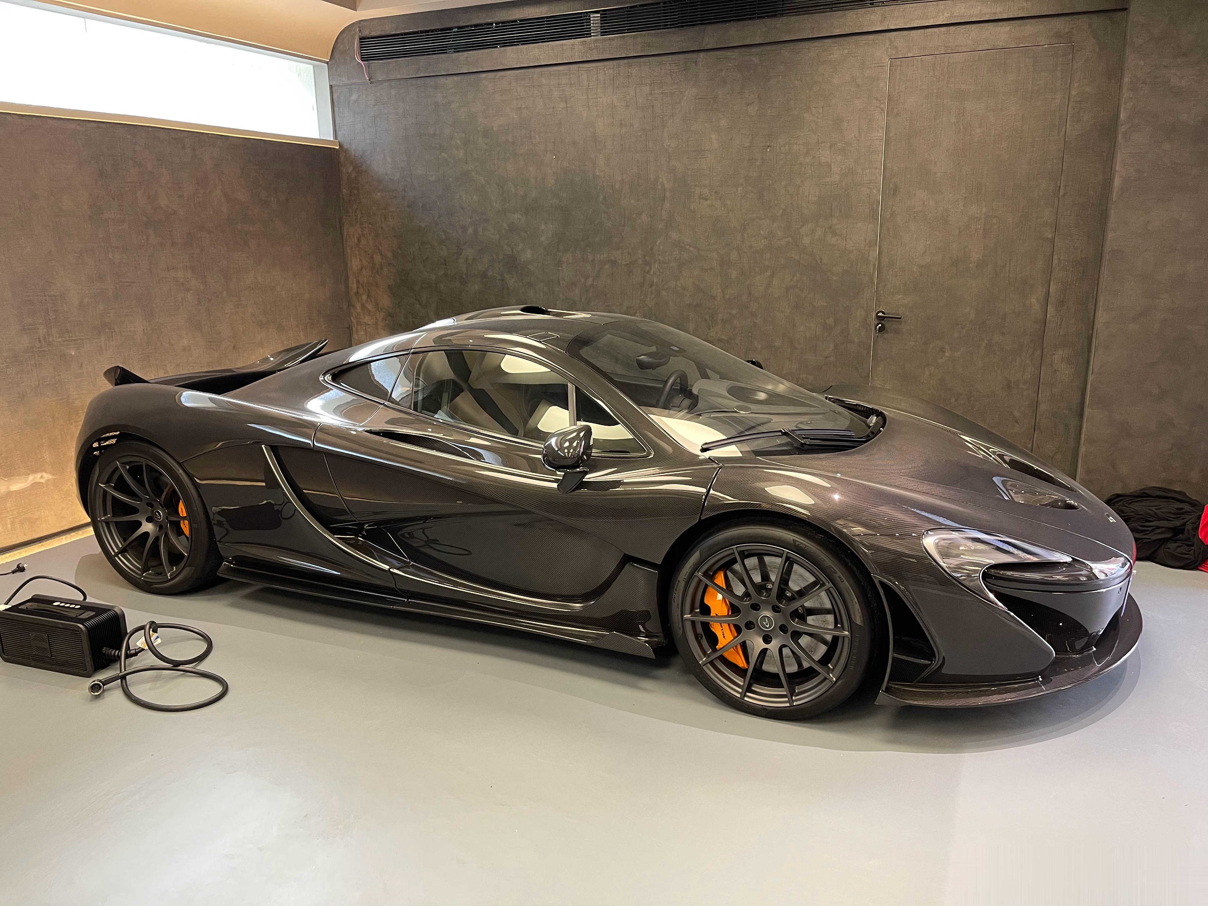 说来有点夸张，这是我今天下午见到的第5辆完美车况的P1[喵喵] ​​​