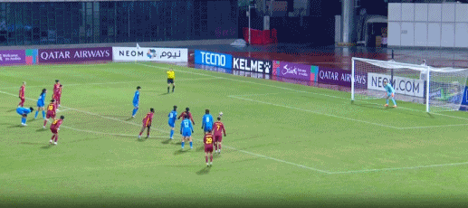 亚冠女足小组赛首轮，武汉车谷江大女足主场1-1战平纳萨夫女足。开场1分钟武汉女足