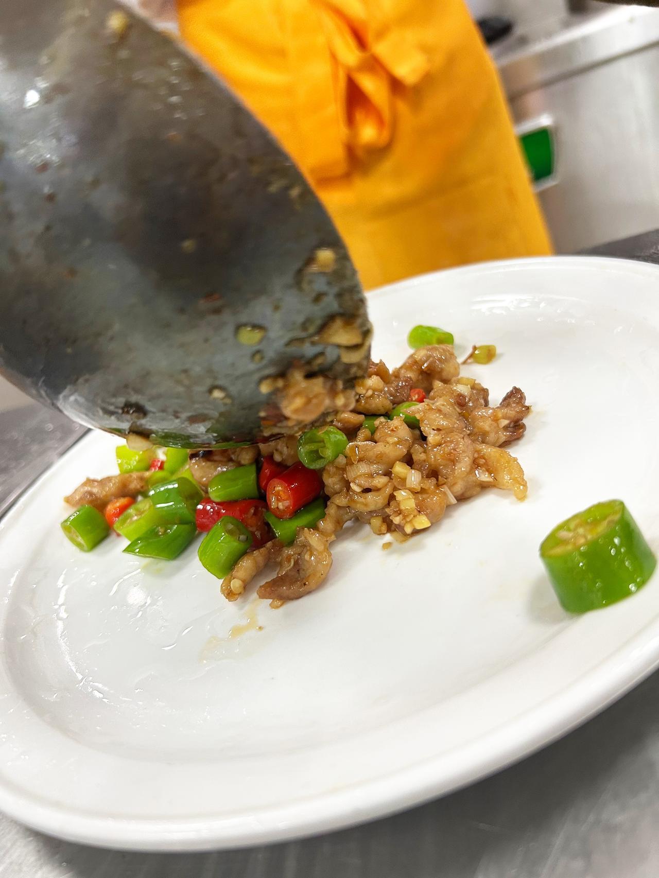 小煎鸡 看起来真不错小煎鸡教程 美食煎鸡