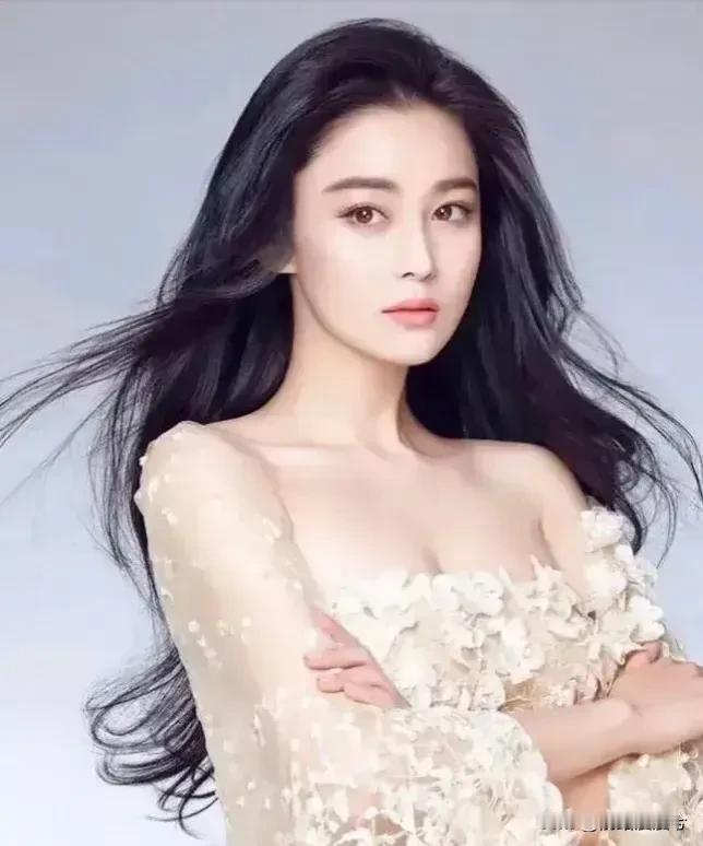 张馨予半夜点外卖，过了原定送达时间才发现骑手距离她还有22公里，骑手说21公里只