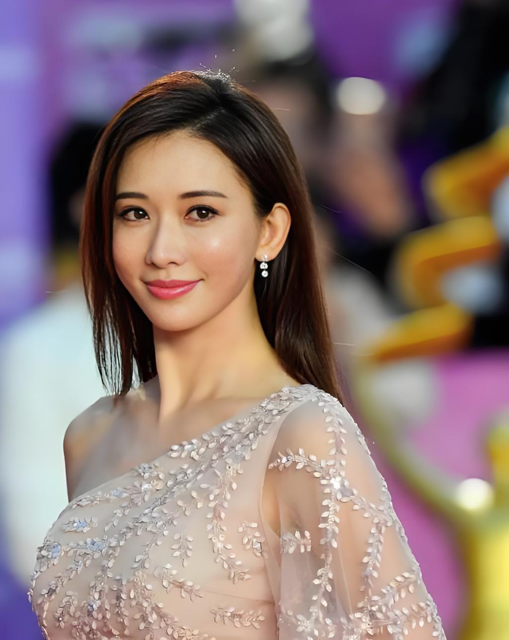 当了20年“国民女神”，却用8天让自己身败名裂——林志玲到底做错了什么？

20