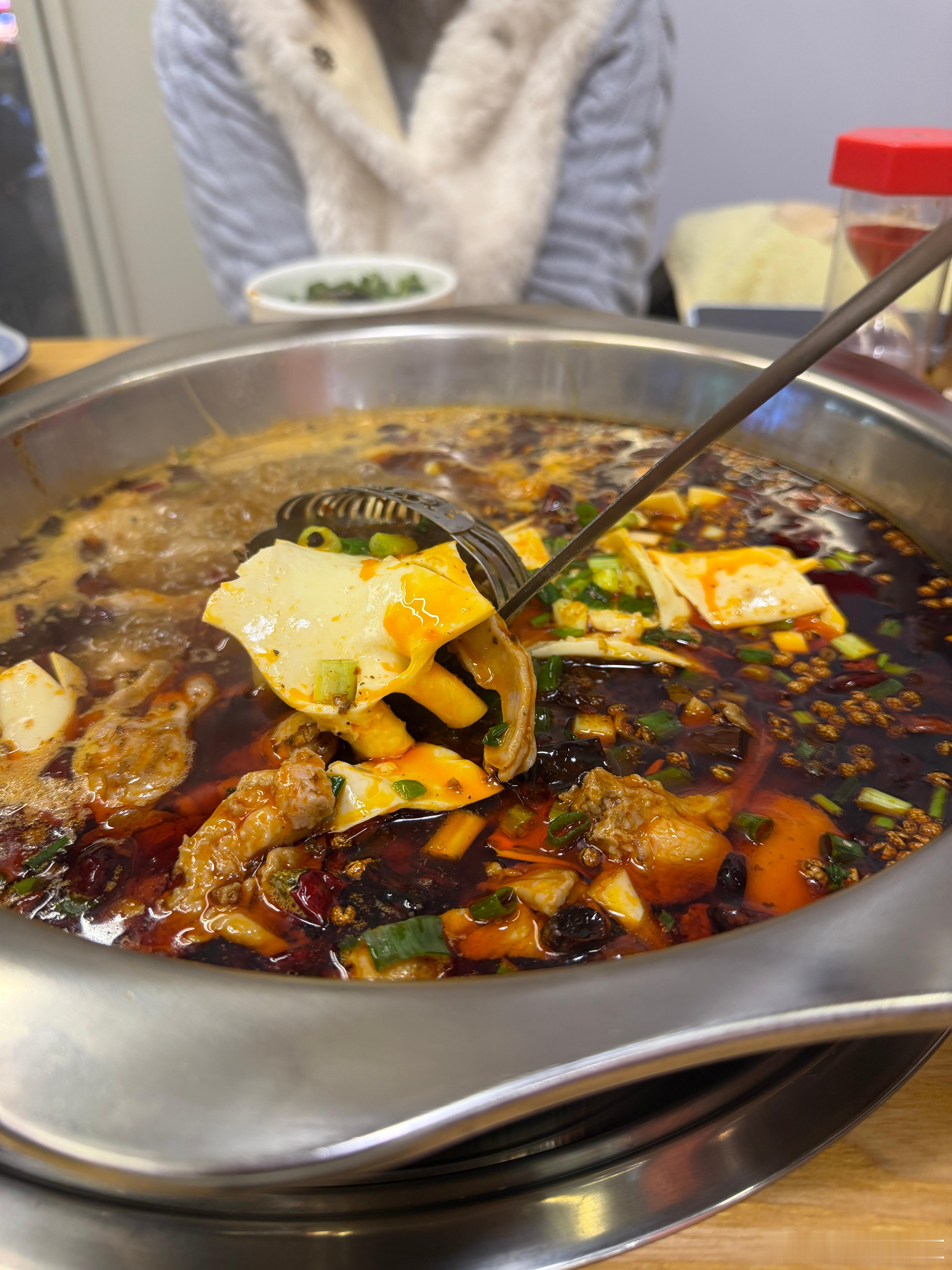 顶级口味 黄喉兔 我又舒服了美食分享 成都·费多多肥肠鸡黄喉兔