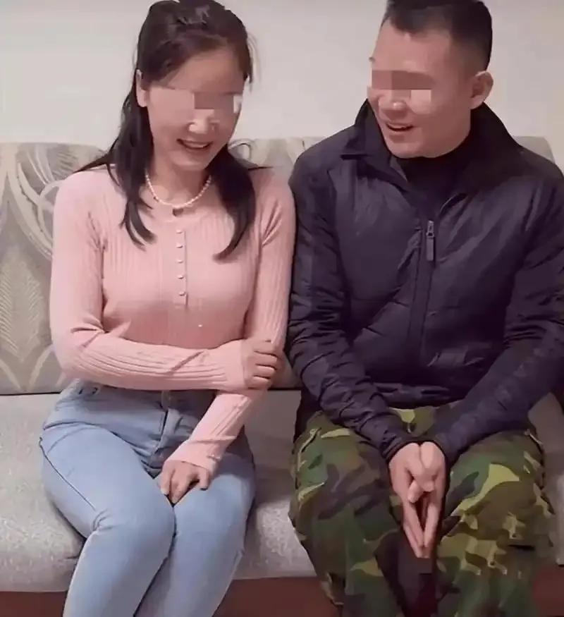 广东佛山有对普通夫妻，女方叫刘颖，男方是乔先生，两人住的是一栋年代不短的老居民楼