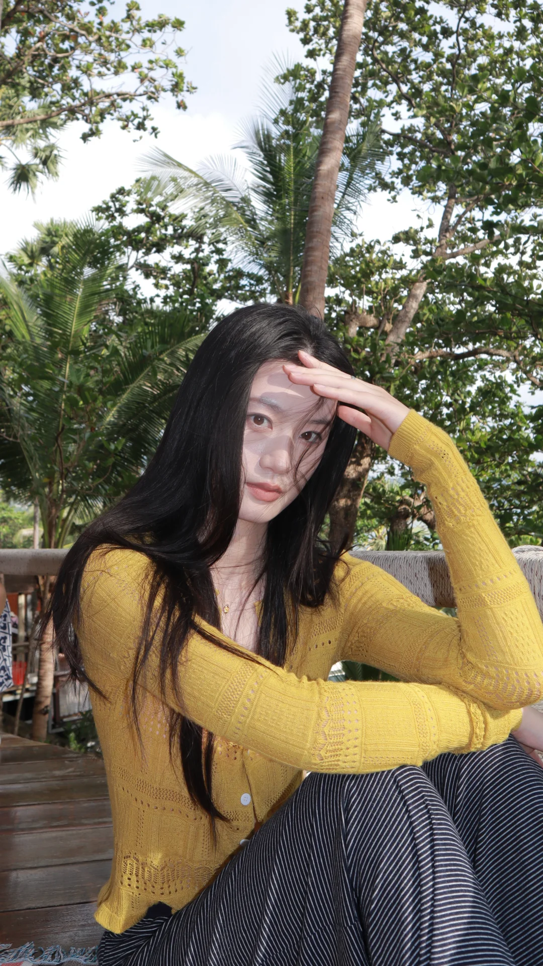 方圆脸拍照只露3/4大法