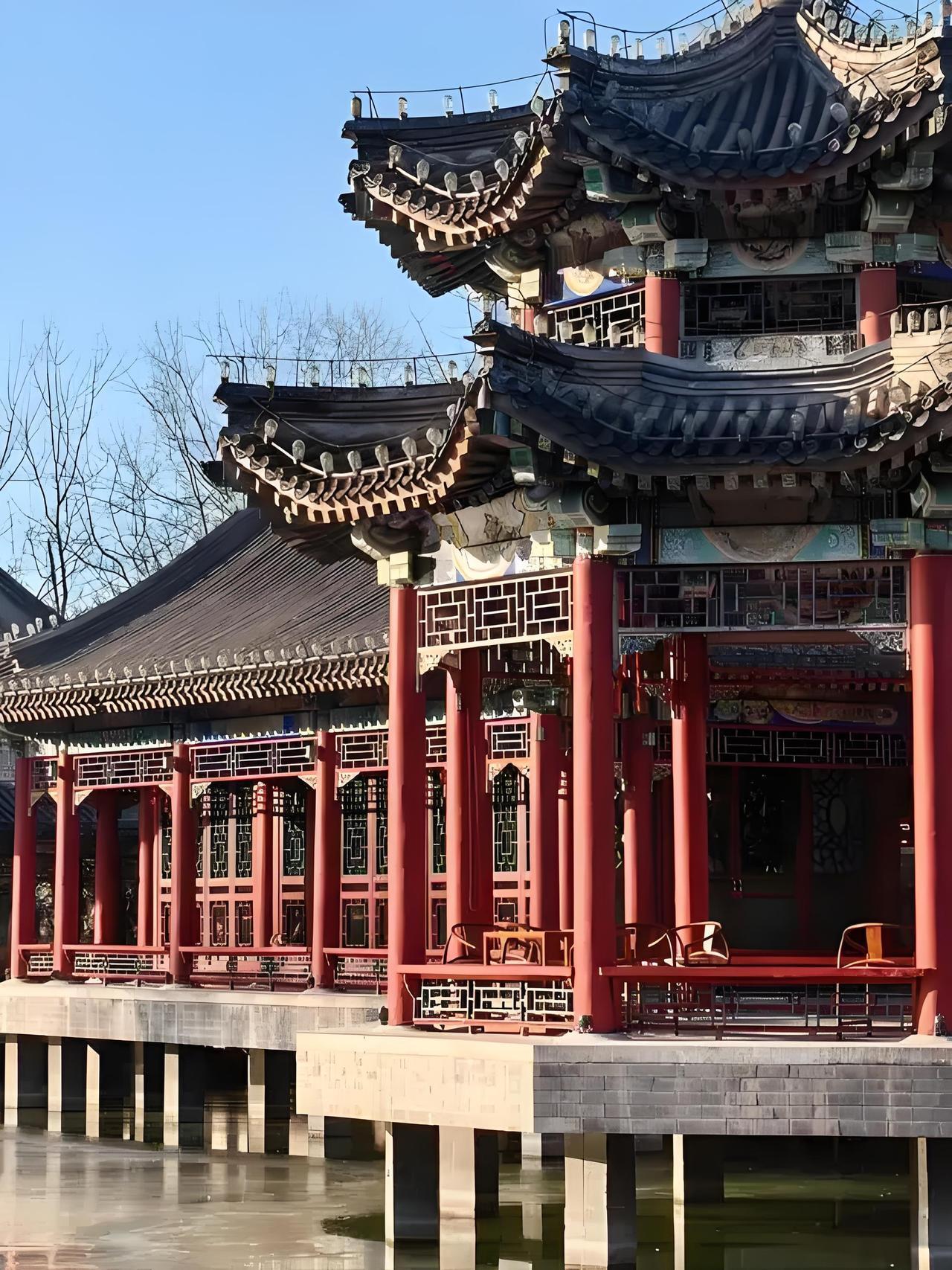 大冶古建从无到有，从弱到强，形成产业，遍及全国走向世界。这背后至少有两代大冶古建