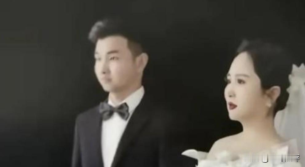 25岁的小伙与女友结婚后才发现，对方已经50岁，而且儿子都比他大，这哪是娶了一个