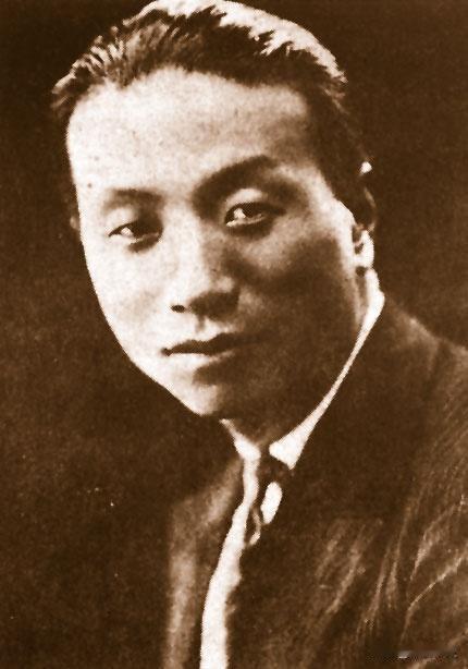 任彭年先生可说是中国电影导演的开山始祖之一。不过导演《女勇士》的时候，他只是挂个