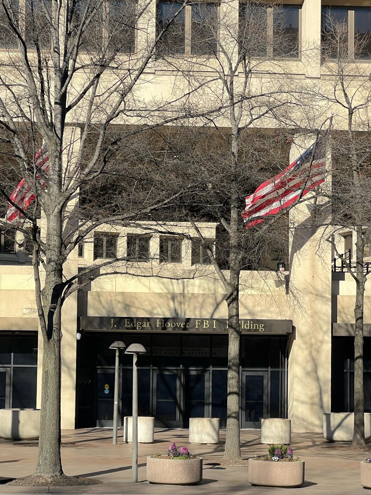 美媒称，近年至少 11 位活跃于航天、核武、UFO 研究等顶级敏感领域的美国著名