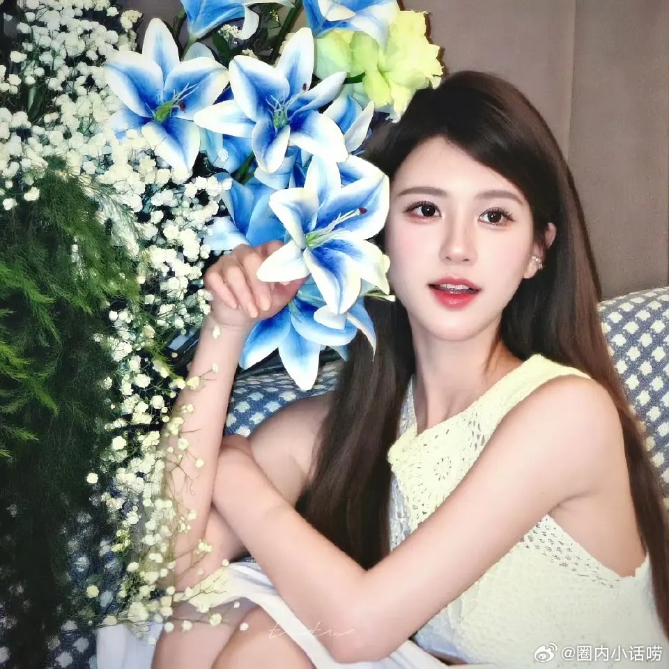 赵露思的自然堂直播，状态怎么样？ 