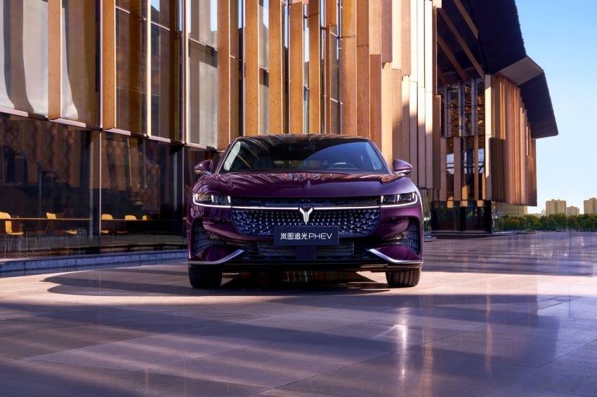 #岚图追光PHEV##信佘诗曼选岚图追光##佘诗曼现身岚图科技日#岚图追光 PH