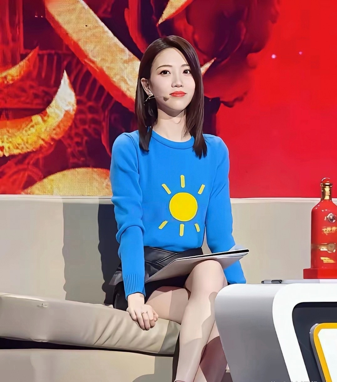 第一次看到穿凉鞋还穿袜子的 