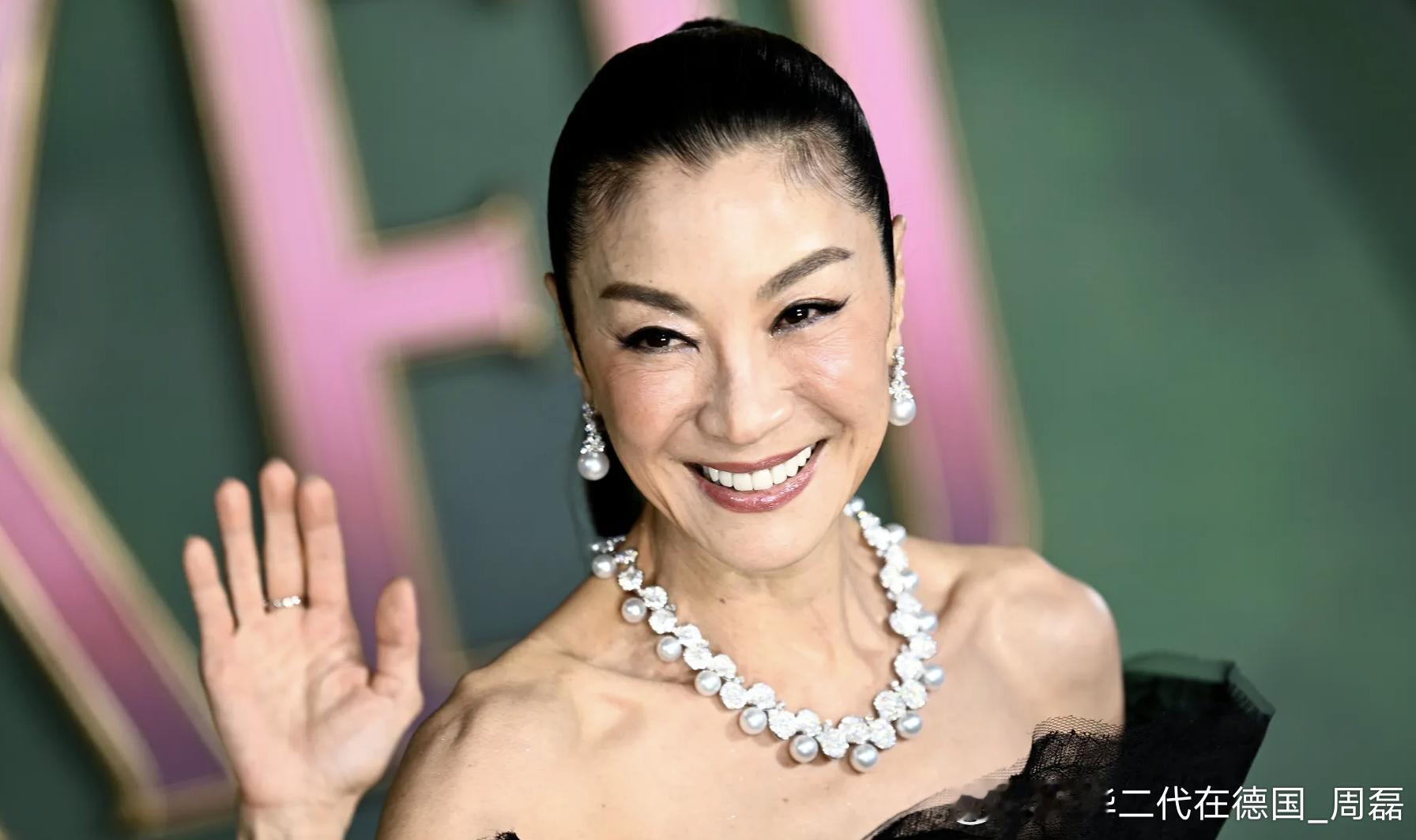 杨紫琼获柏林电影节荣誉金熊奖。 