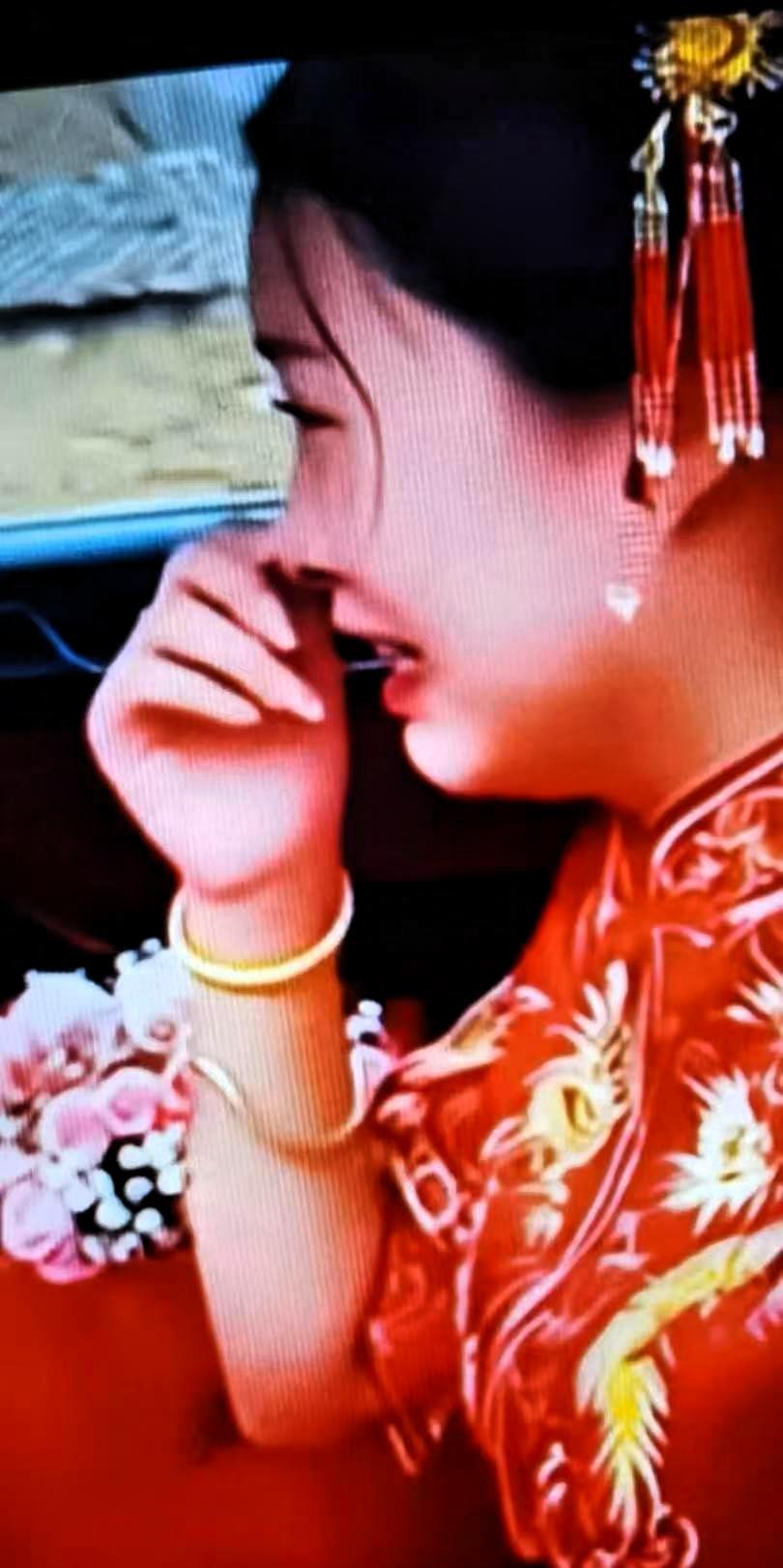 活该被退婚，要钱的下场！女子结婚当日，非要下车礼6万6，不给不下车，新郎为了彩礼